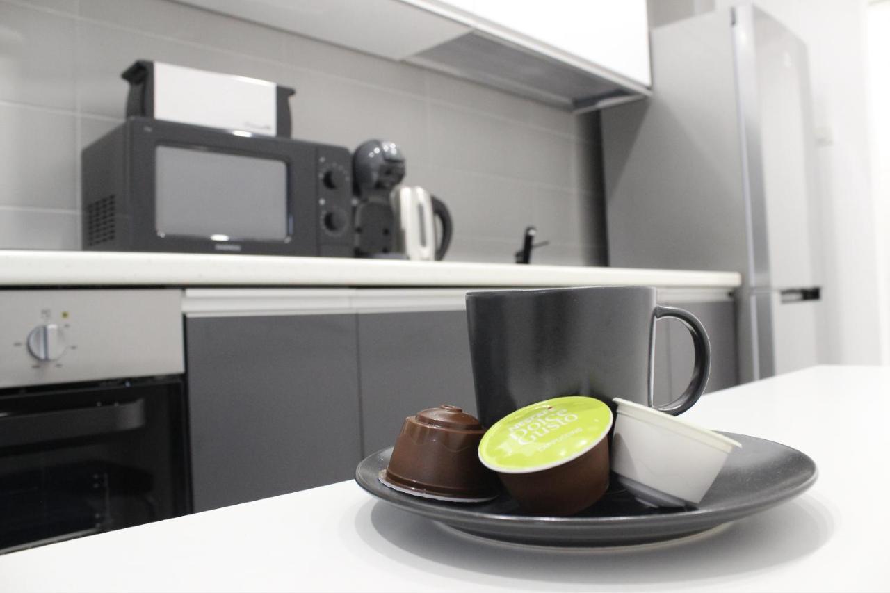Luxury City Center Apartment - Romana Bucarest Esterno foto