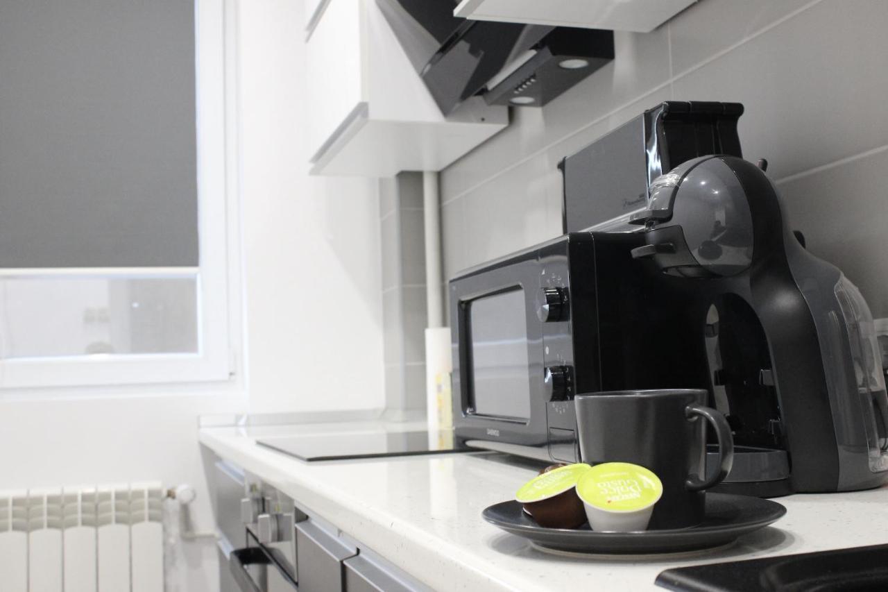 Luxury City Center Apartment - Romana Bucarest Esterno foto