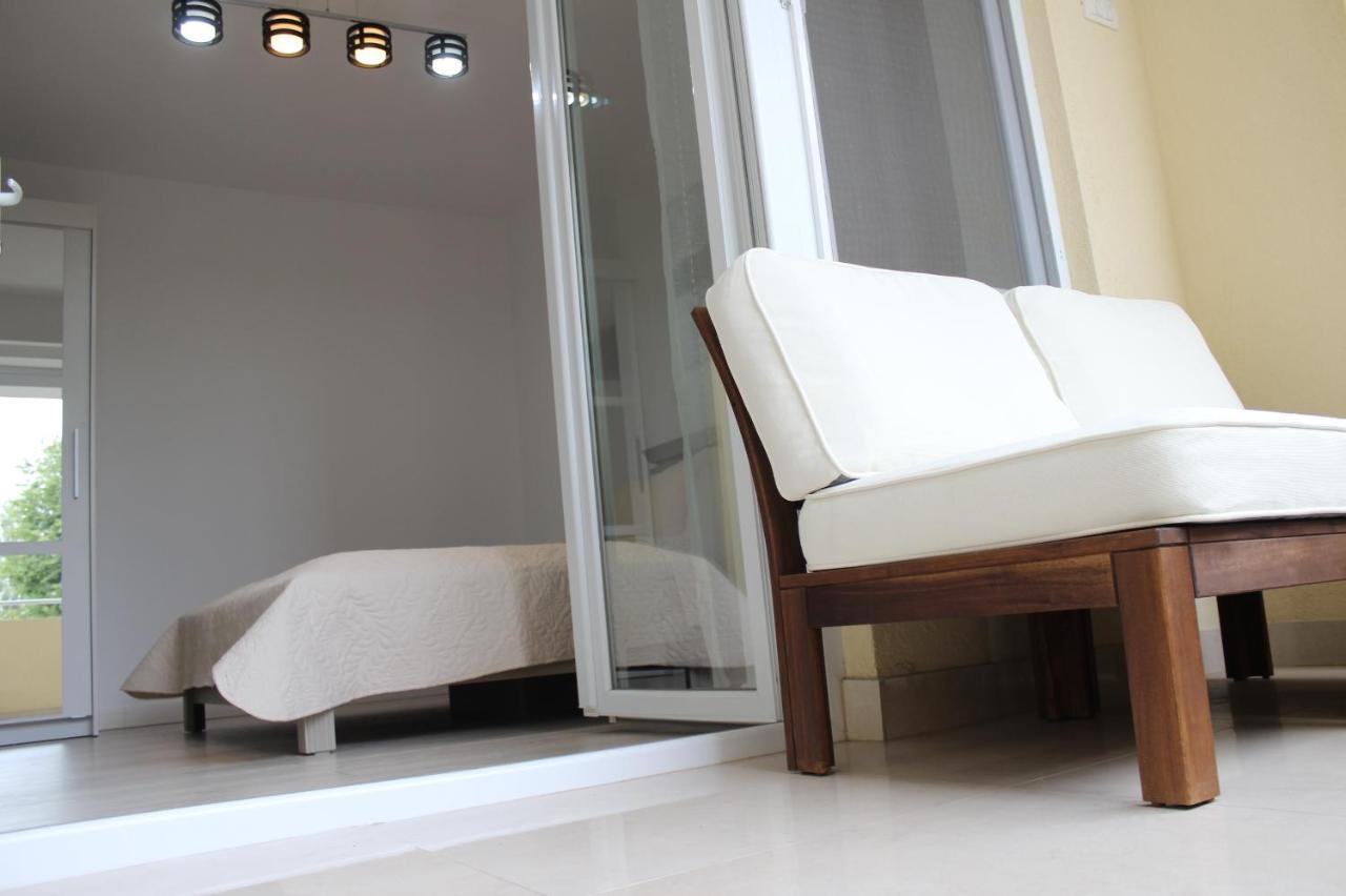Luxury City Center Apartment - Romana Bucarest Esterno foto